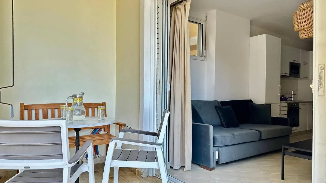 Sail View Boutique Apartment Sarandë