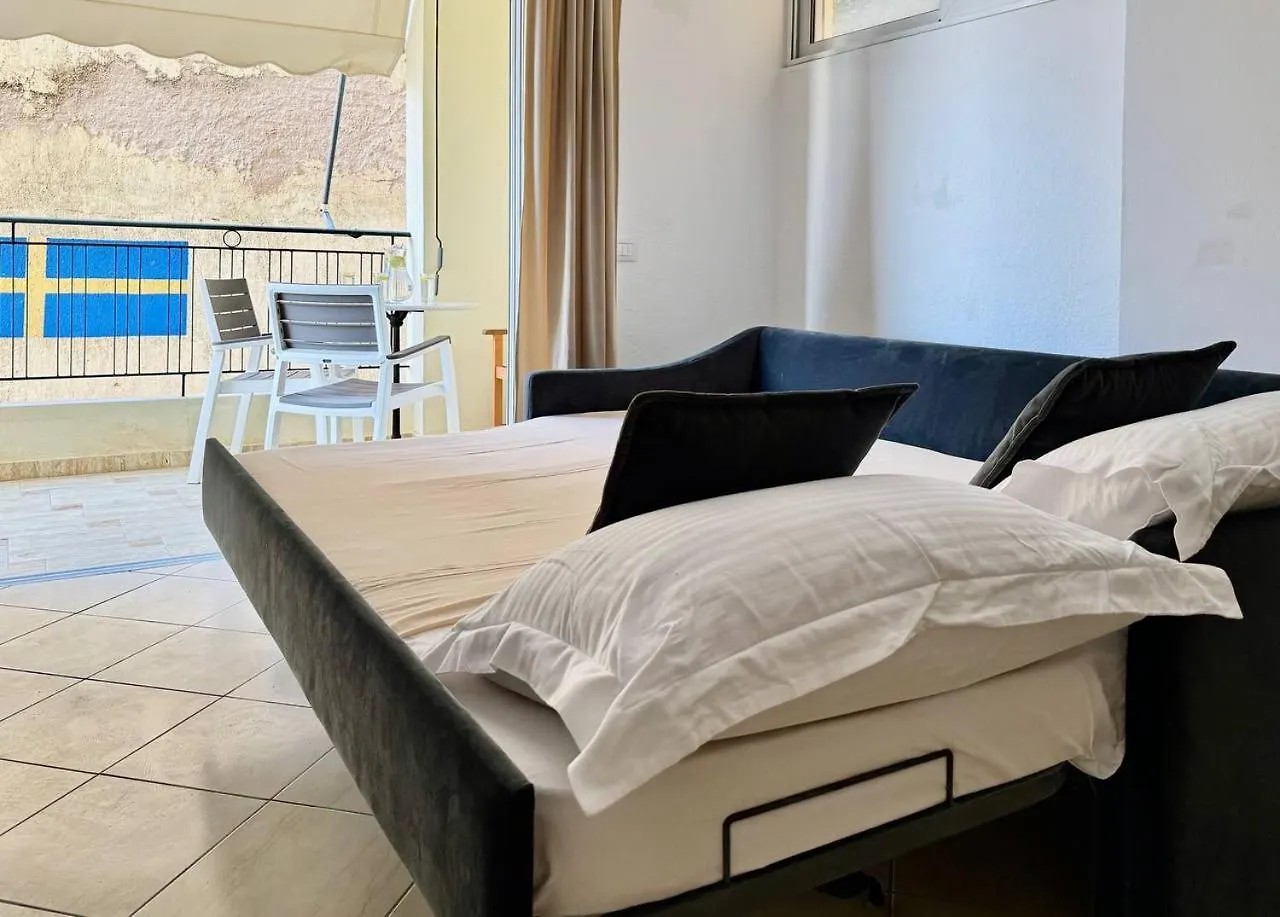 Sail View Boutique Apartment Sarandë