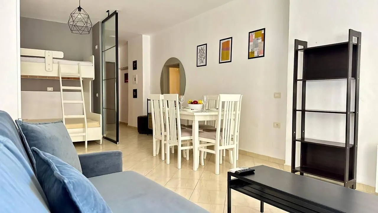 סרנדה Sail View Boutique Apartment 0*,